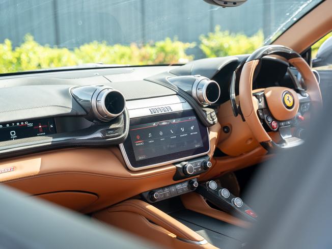 FERRARI Gtc4 Lusso Photo 25