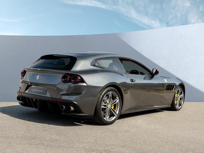 FERRARI Gtc4 Lusso Photo 3