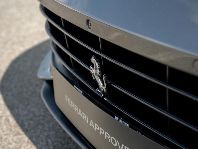 FERRARI Gtc4 Lusso Photo 39