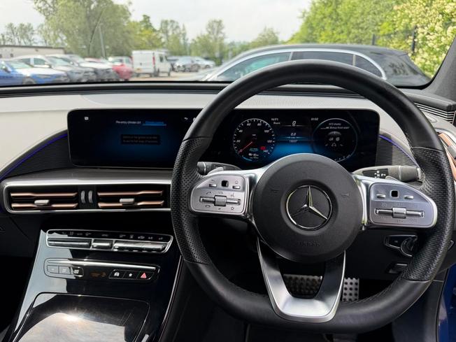 MERCEDES-BENZ EQC Photo 4