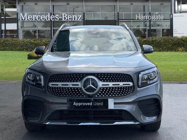 MERCEDES-BENZ GLB Photo 10