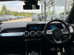 MERCEDES-BENZ GLB Photo 5