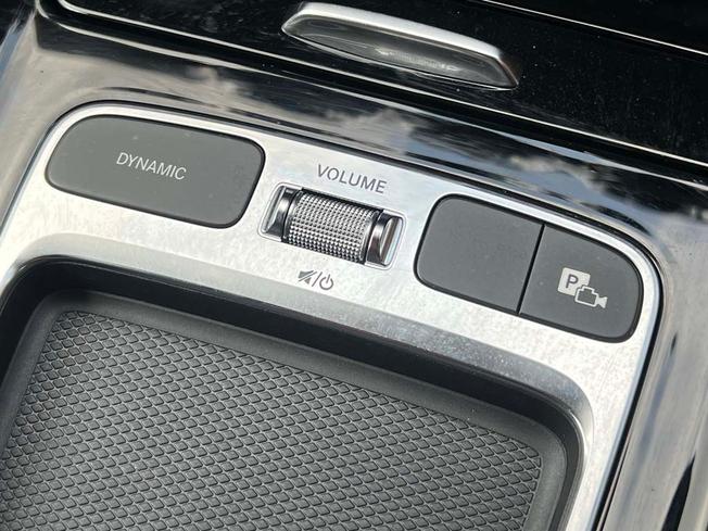 MERCEDES-BENZ GLA Photo 38