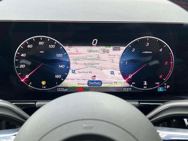 MERCEDES-BENZ GLA Photo 48