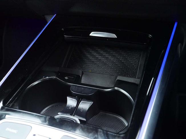 MERCEDES-BENZ Eqb Photo 20