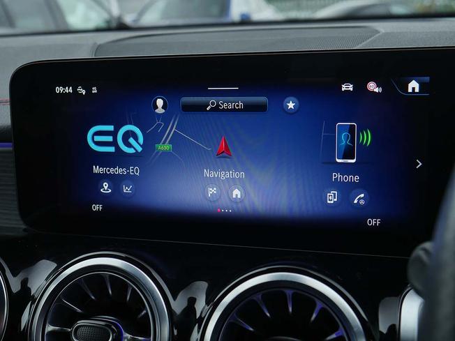 MERCEDES-BENZ Eqb Photo 21