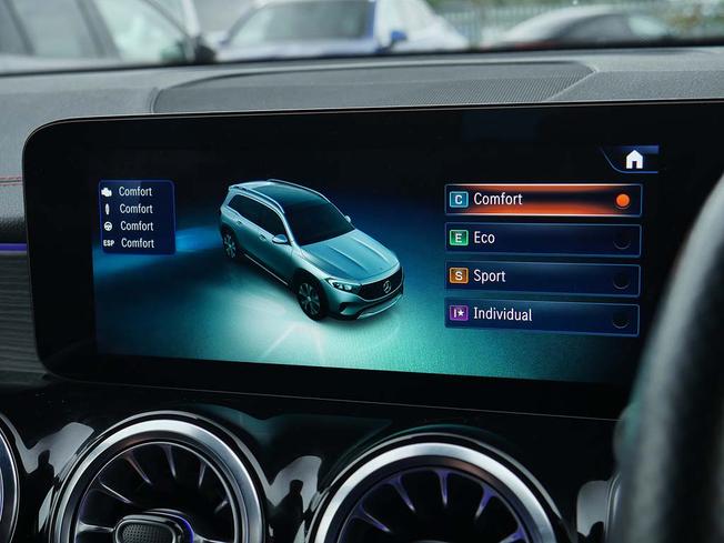 MERCEDES-BENZ Eqb Photo 32