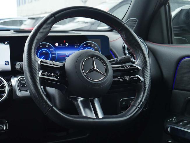 MERCEDES-BENZ Eqb Photo 41