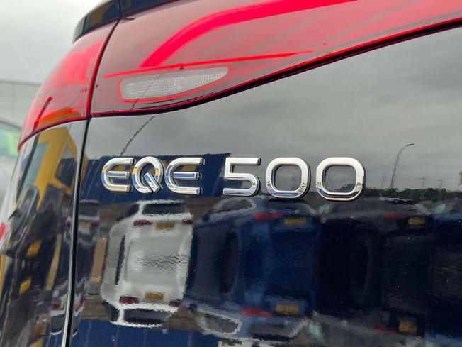 MERCEDES-BENZ Eqe Photo 21