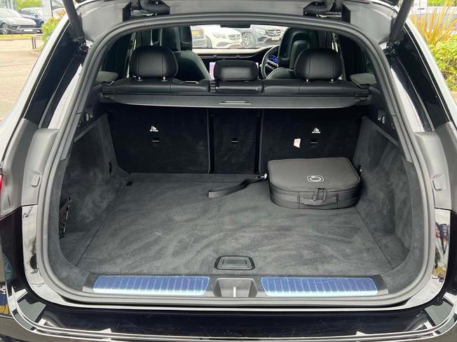 MERCEDES-BENZ Eqe Photo 9