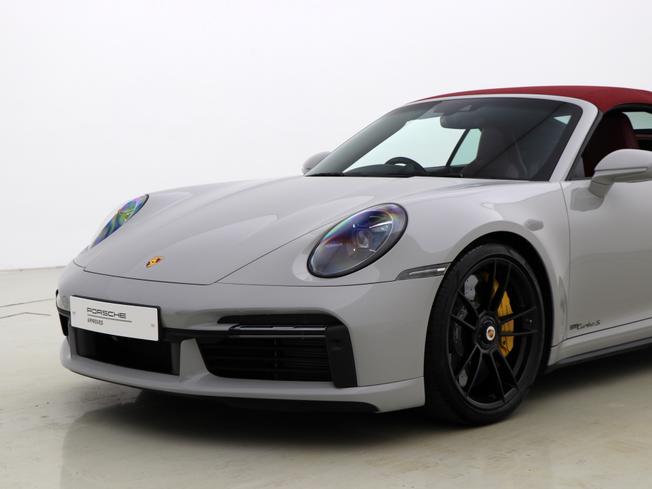 PORSCHE 911 Photo 15