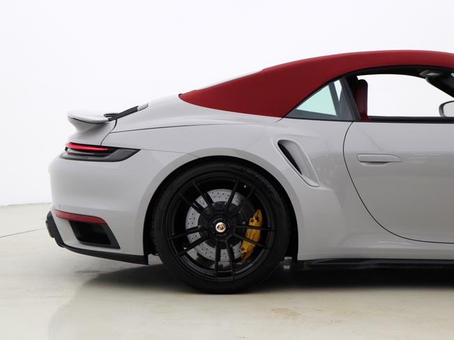 PORSCHE 911 Photo 18