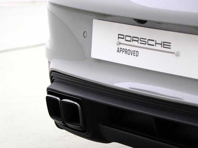 PORSCHE 911 Photo 24