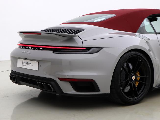 PORSCHE 911 Photo 25