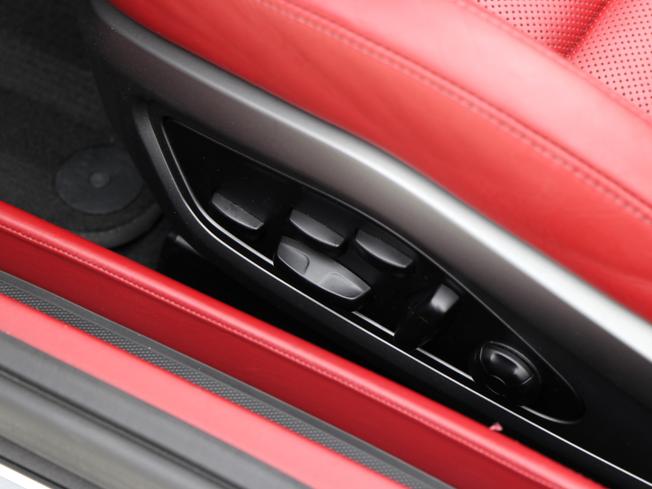 PORSCHE 911 Photo 29