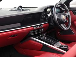 PORSCHE 911 Photo 3