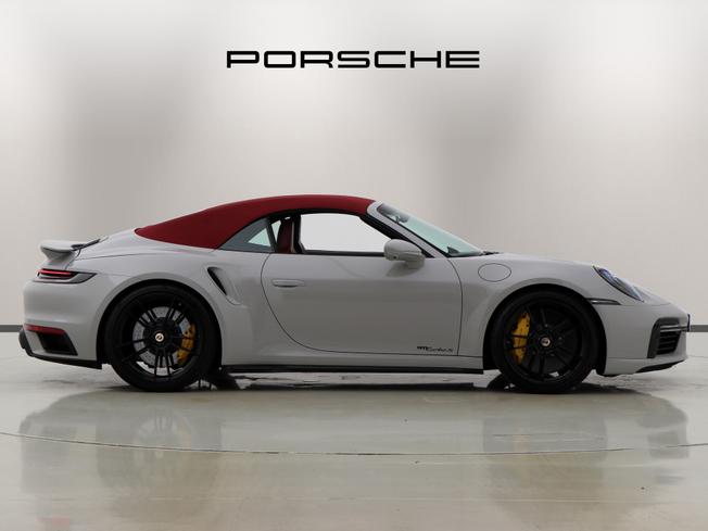PORSCHE 911 Photo 5