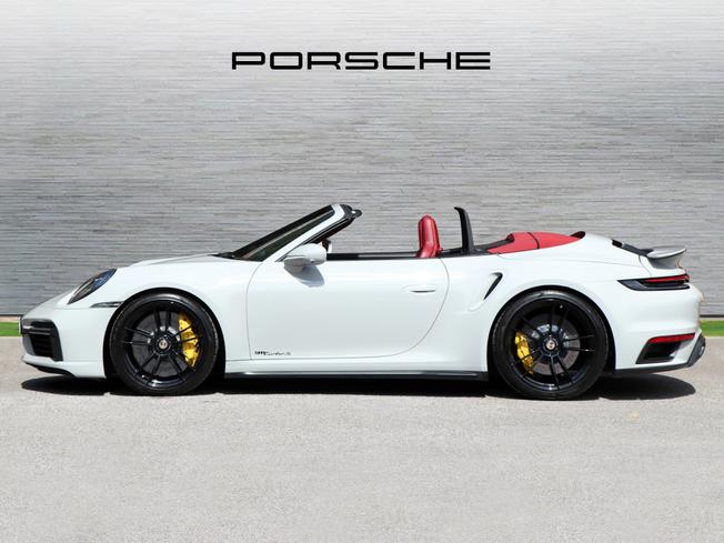 PORSCHE 911 Photo 6
