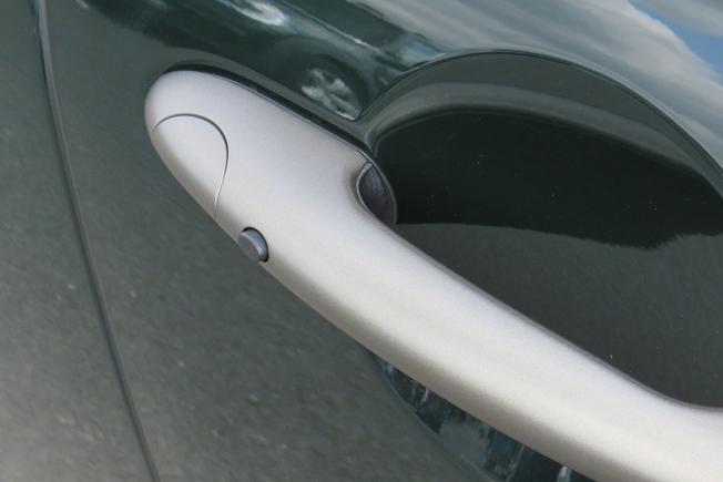 MINI Hatch Photo 10