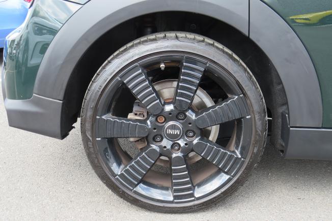 MINI Hatch Photo 11