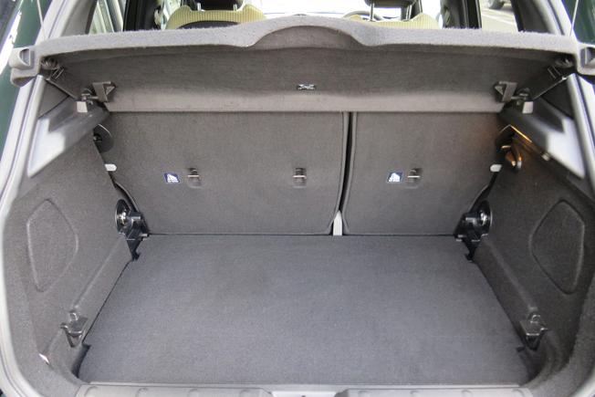 MINI Hatch Photo 19