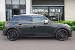 MINI Hatch Photo 3