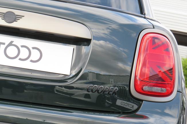 MINI Hatch Photo 39