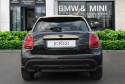 MINI Hatch Photo 5