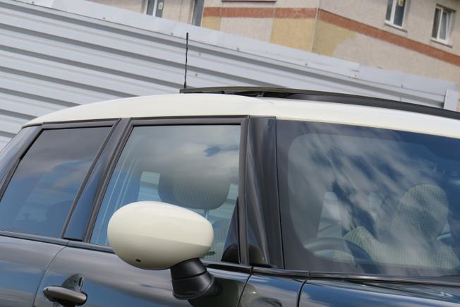 MINI Hatch Photo 7