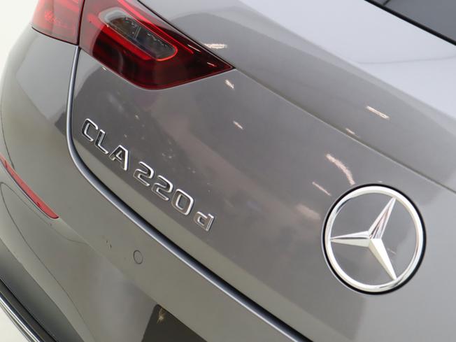MERCEDES-BENZ CLA Class Photo 45