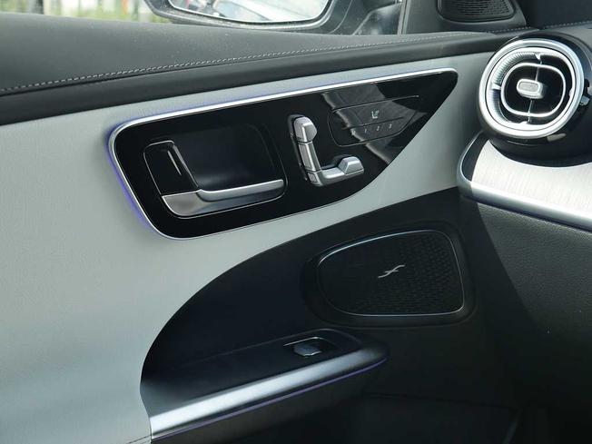 MERCEDES-BENZ C Class Photo 44