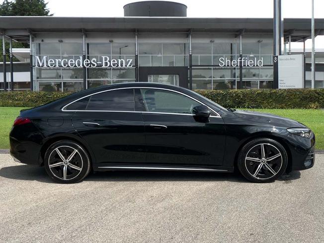MERCEDES-BENZ CLA Class Photo 7
