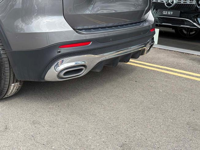 MERCEDES-BENZ GLB Photo 16