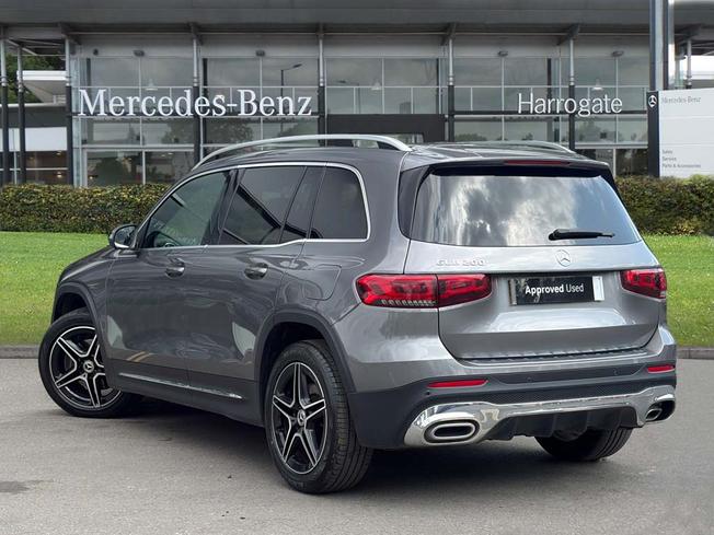 MERCEDES-BENZ GLB Photo 2