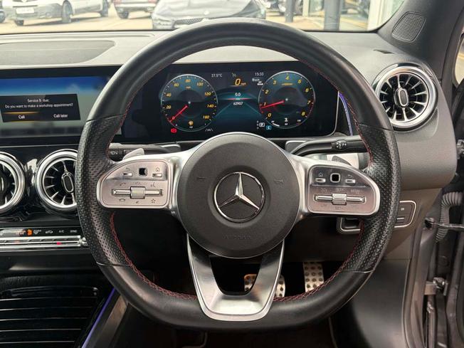 MERCEDES-BENZ GLB Photo 22
