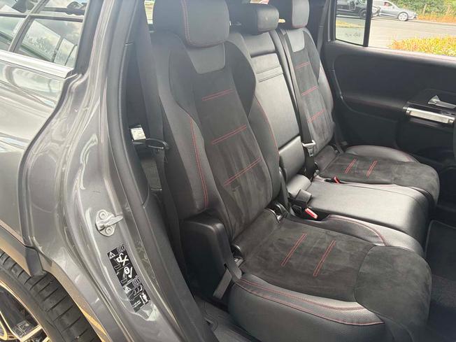 MERCEDES-BENZ GLB Photo 8