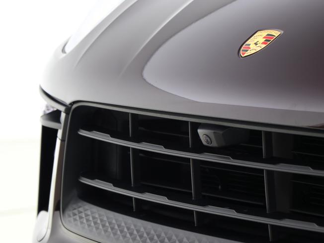 PORSCHE Macan Photo 15