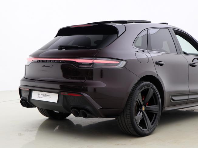 PORSCHE Macan Photo 18