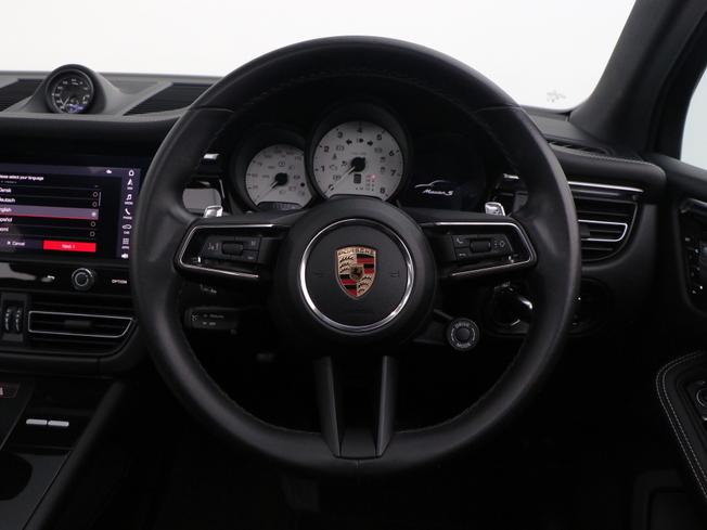PORSCHE Macan Photo 26