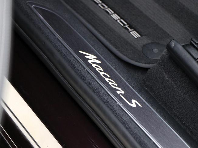PORSCHE Macan Photo 29