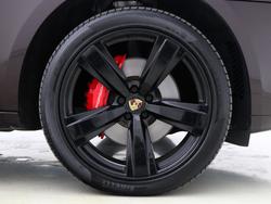 PORSCHE Macan Photo 4