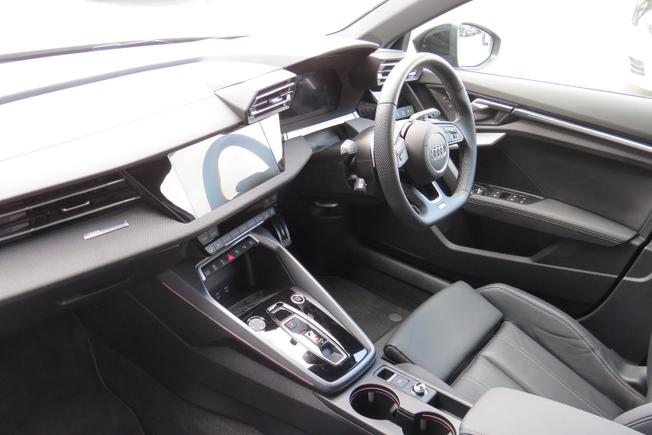 AUDI A3 Photo 32