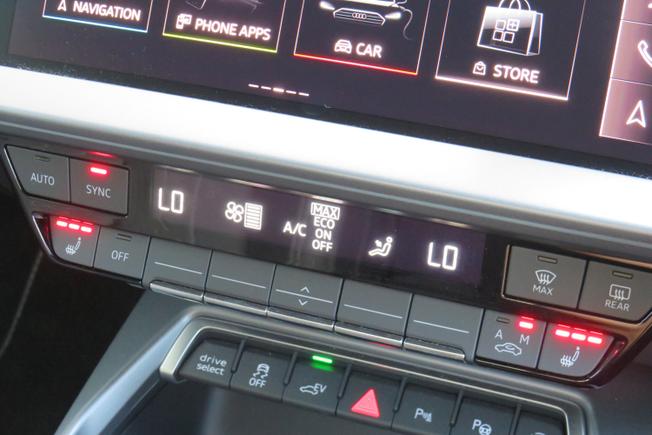 AUDI A3 Photo 22
