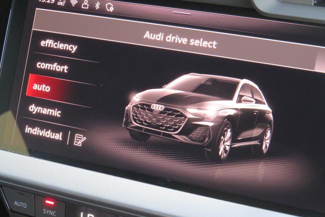 AUDI A3 Photo 24