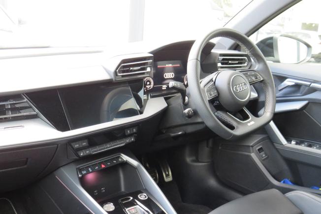 AUDI A3 Photo 39
