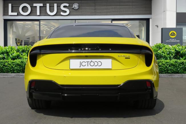 LOTUS Emeya Photo 6