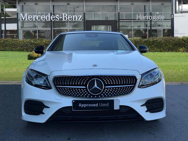 MERCEDES-BENZ E Class Photo 14