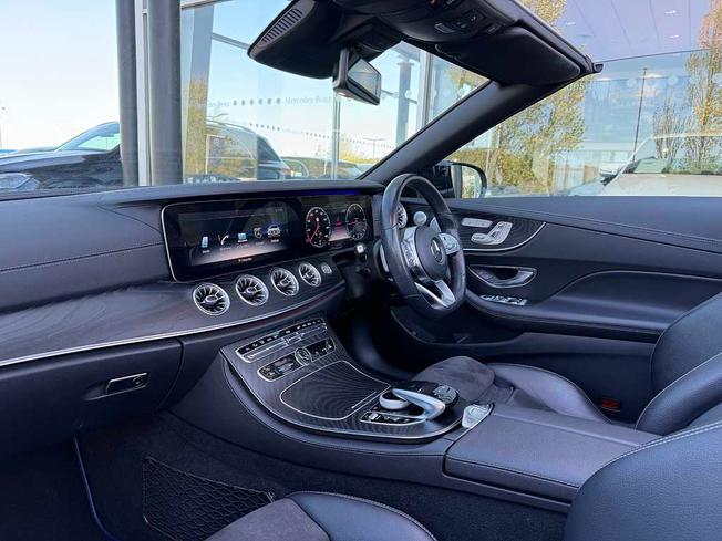 MERCEDES-BENZ E Class Photo 3