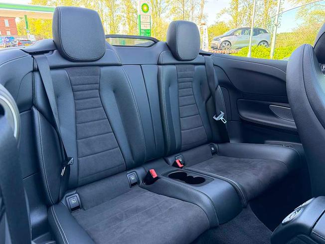 MERCEDES-BENZ E Class Photo 8