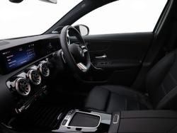 MERCEDES-BENZ A Class Photo 3
